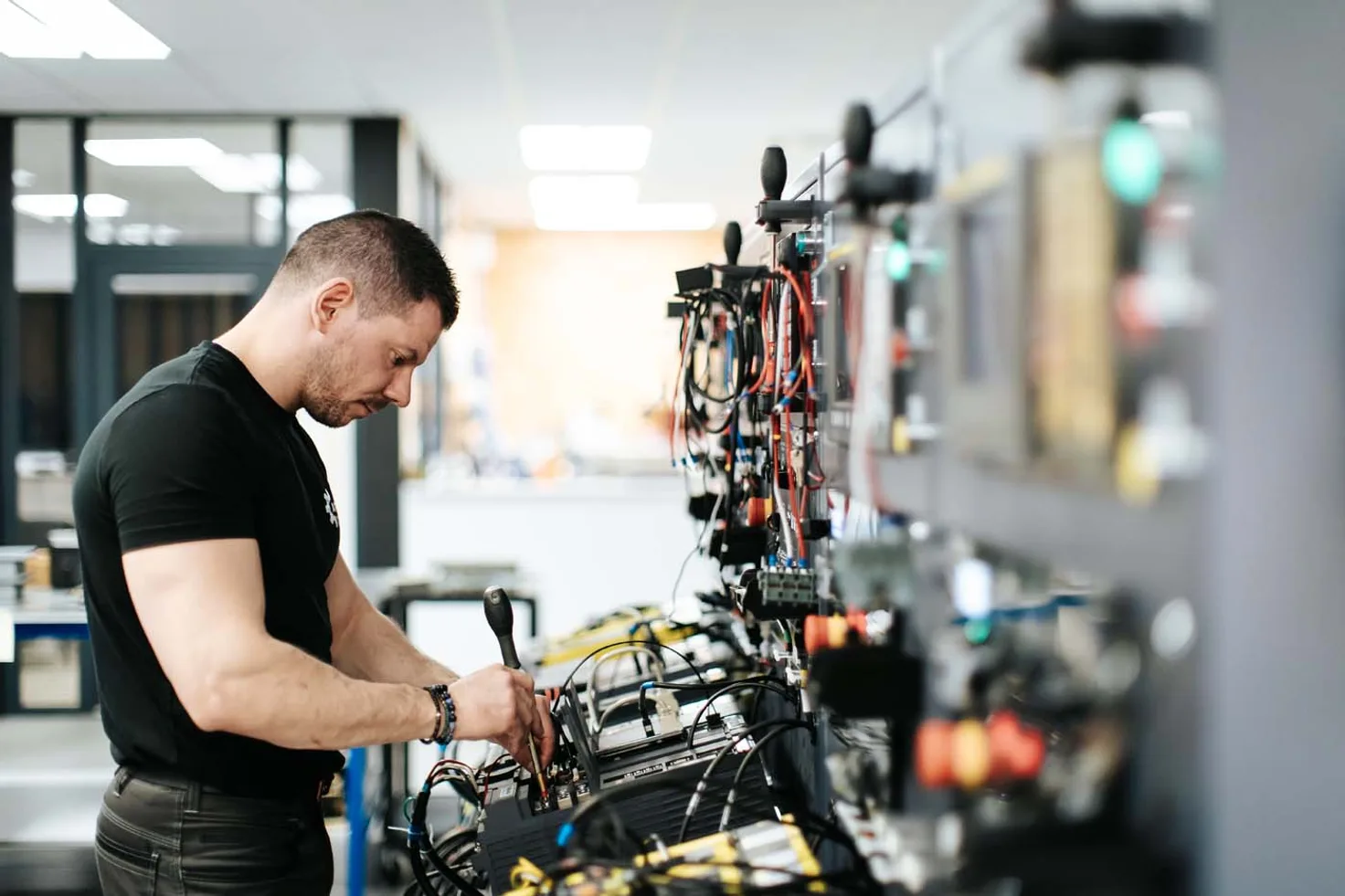 Dépannage d'urgence de cartes électroniques industrielles Arve Concept